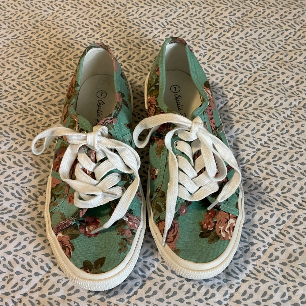 Women’s shoes  Charlie Paige